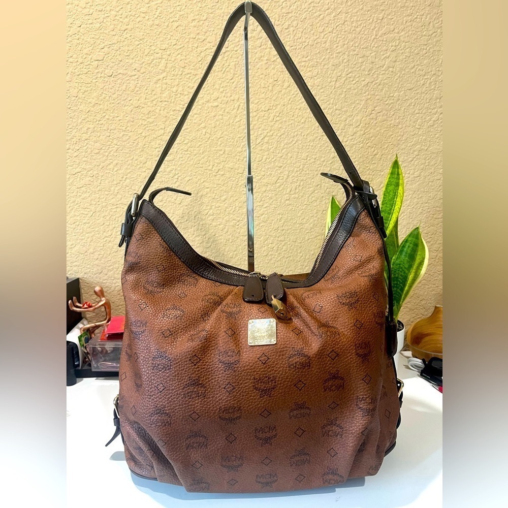 MCM COCOA VISETOS HOBO
